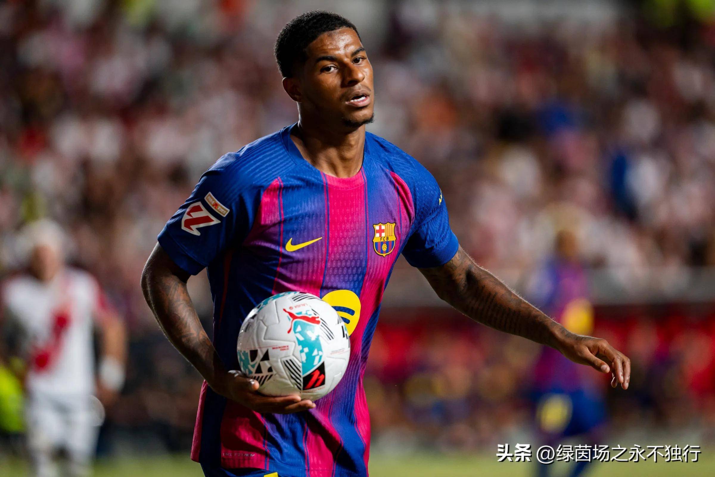 关于国际比赛日欧冠传出新动向，巴塞罗那状态回暖，管理层表态——目标明确，赛程密集仍需轮换的信息