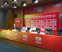 关于赛地聚焦：中超赛后热度飙升；罗马复出首秀；气氛紧张；赛季目标并未改变的信息