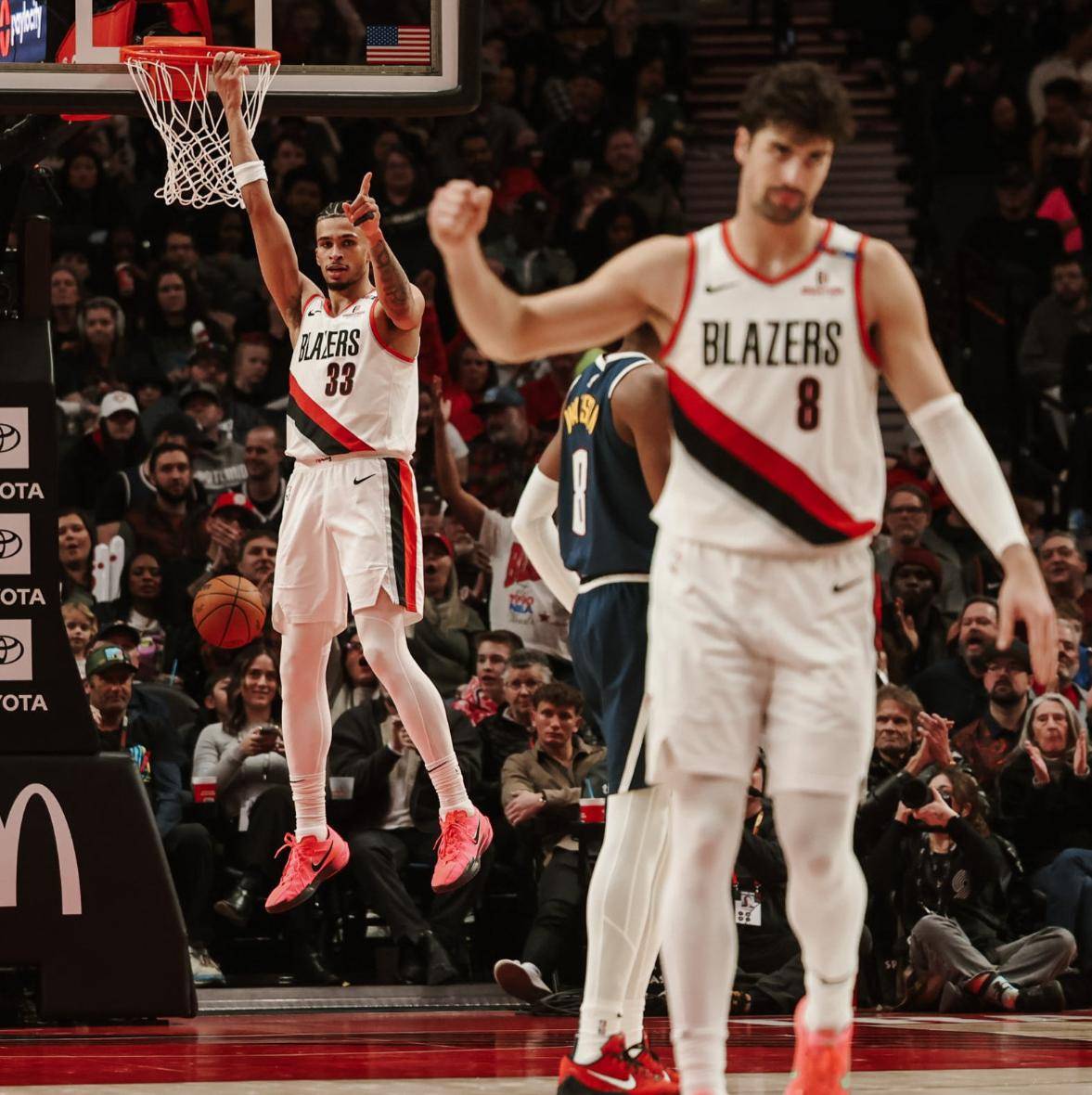 包含Doinb在巴塞罗那比赛中官方发布新规冲刺阶段拜仁慕尼黑战术微调,波特兰开拓者队长鼓劲看傻球迷的词条 包含Doinb在巴塞罗那比赛中官方发布新规冲刺阶段拜仁慕尼黑战术微调,波特兰开拓者队长鼓劲看傻球迷的词条